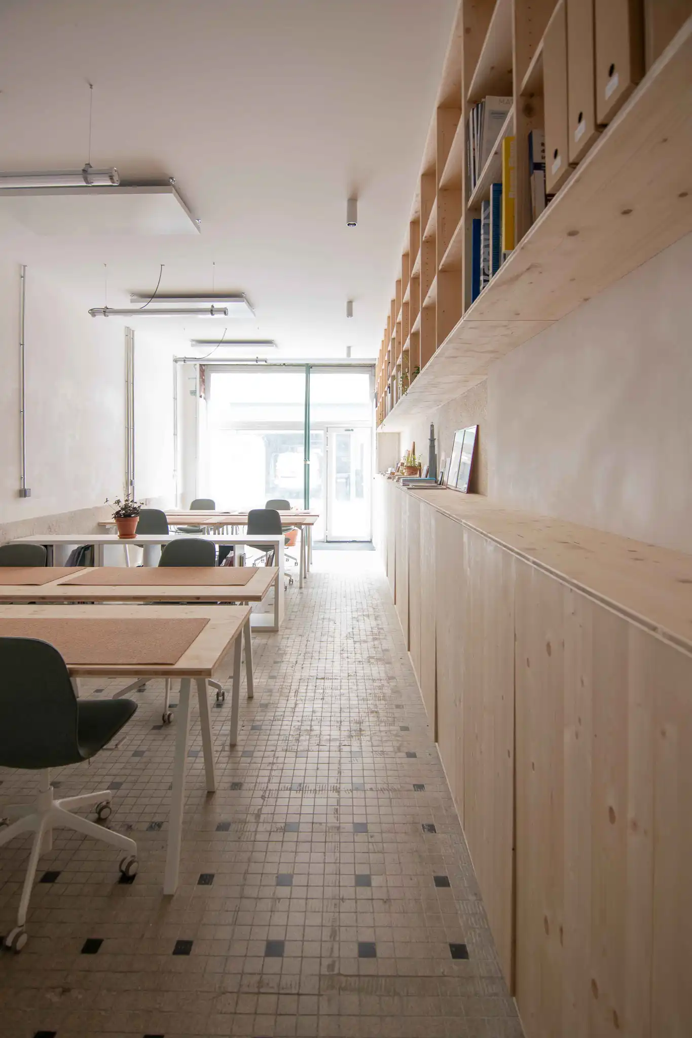 photographie de l'entrée principale de l'agence asné architecture à Bordeaux